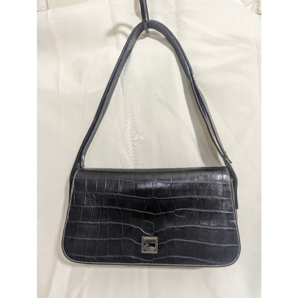 Dooney & Bourke Handbags - Dooney & Bourke Vintage Croco Black Embossed Shoulder Bag